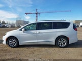 Chrysler Pacifica Touring-L 2C4RC1EG3JR290316 снимка