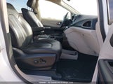Chrysler Pacifica Touring-L 2C4RC1EG3JR290316 снимка