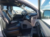 Dodge Grand Caravan Cvp/Sxt 2C4RDGBG2KR685075 снимка