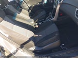 Hyundai Elantra Gt Gl KMHD25LE1DU106824 снимка