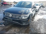 Volkswagen Tiguan 3VV2B7AX0KM182503 снимка