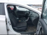 Hyundai Elantra Gl 5NPDH4AE8GH675202 снимка