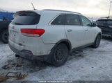 Kia Sorento 5XYPG4A33JG381266 снимка