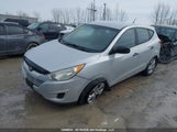 Hyundai Tucson Gl KM8JTCAC6CU475358 снимка