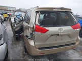 Toyota Sienna Le 5TDKK3DC9DS374327 снимка