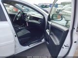 Toyota Rav4 JTMRJREVXGD002080 снимка