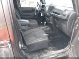 Jeep Wrangler 1C4BJWEG8EL233192 снимка