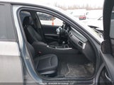 BMW 328Xi WBAVC93537KX61447 снимка