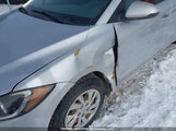 Hyundai Elantra Le 5NPD74LF5HH099207 снимка