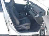 Toyota C-Hr Xle JTNKHMBXXK1033924 photo