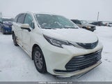 Toyota Sienna Xle 7-Passenger 5TDGSKFC7MS018228 photo