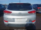 Hyundai Tucson Limited/Sport And Eco/Se KM8J33A48HU438988 снимка