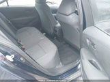 Toyota Corolla Le 5YFBPMBE6NP368586 снимка