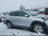 Hyundai Tucson Limited/Sport And Eco/Se KM8J3CA46JU777531 photo