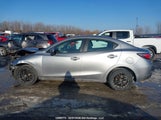 Toyota Yaris Premium 3MYDLBYV7GY101378 photo