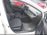 Toyota Corolla Le 5YFBPRBEXLP035091 снимка