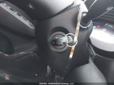 Hyundai Venue Essential KMHRB8A3XSU363888 снимка
