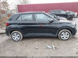 Hyundai Venue Essential KMHRB8A3XSU363888 снимка
