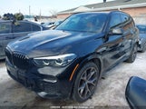 BMW X5 xDrive40I 5UXCR6C06N9M99681 fotografie