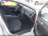 Hyundai Sonata Gl 5NPE24AF2GH379459 снимка