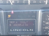 Lincoln Navigator 5LMJJ2J50BEJ00072 снимка