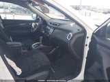 Nissan Rogue S/Sl/Sv 5N1AT2MV8FC872622 fotografie