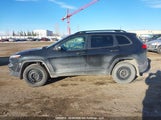 Jeep Cherokee Sport 1C4PJMAB4GW377568 снимка