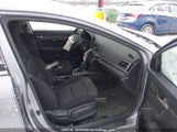 Hyundai Elantra Le 5NPD74LF8HH131860 снимка