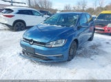 Volkswagen Golf Comfortline/Highline 3VWG57AU6LM009312 fotografie