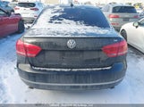 Volkswagen Passat 1VWCM7A33CC004143 снимка