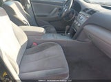 Toyota Camry Se/Le/Xle 4T1BF3EK3AU561835 photo