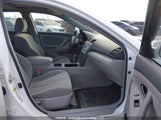 Toyota Camry Se/Le/Xle 4T1BK46K79U580383 photo