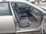 Toyota Camry Le/Xle JTDBF32K130144068 photo