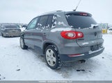 Volkswagen Tiguan Se/Sel WVGBV9AX6AW502936 photo
