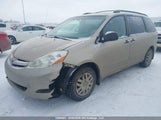 Toyota Sienna Ce 7 Passenger/Ce 8 Passenger 5TDZK29CX7S080831 fotografie