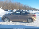 Hyundai Elantra Sport Appearance KMHDH4AE5FU267336 photo