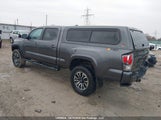 Toyota Tacoma Double Cab/Sr5/Trd Sport/Trd Off Road 5TFDZ5BN7MX056026 fotografie