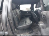 Toyota Tacoma Double Cab/Sr5/Trd Sport/Trd Off Road 5TFDZ5BN7MX056026 fotografie
