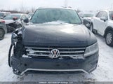 Volkswagen Tiguan Trendline 3VV0B7AX8JM058839 photo