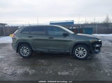 Jeep Cherokee Sport 1C4PJMAB4KD193185 снимка