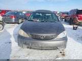 Toyota Camry Le/Xle/Se 4T1BE32K85U574688 fotografie