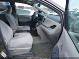 Toyota Sienna Le 8 Passenger 5TDKZ3DCXHS859920 снимка