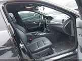 Mercedes-Benz C 250 4Matic WDDGF8FB1CA702207 снимка