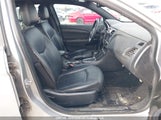 Chrysler 200 Limited 1C3CCBCG5DN605850 снимка