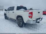 Toyota Tundra 5TFDY5F17KX808637 photo