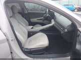 Hyundai Elantra Luxury Ivt With Two-Tone Interior KMHLN4AG0PU605572 снимка