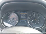 Nissan Rogue Sv/Sl 5N1AT2MV9JC783635 fotografie