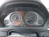 BMW 3 Series 320I xDrive WBA3C3C59DF980373 снимка