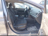 Hyundai Elantra KMHD84LF2JU577894 снимка