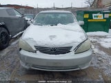 Toyota Camry Le/Xle/Se 4T1BE32K15U419190 photo